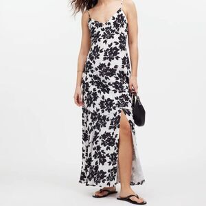 Madewell Smocked Sleeveless Maxi Dress in Floral • size 6 • NWT •NR570
